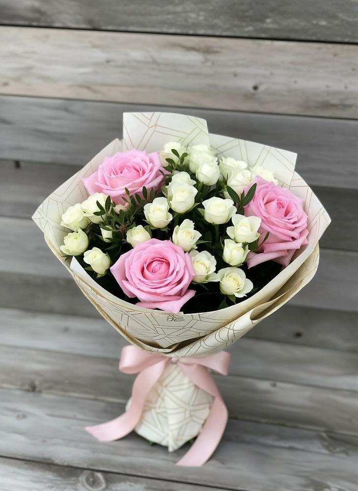 Букет цветов из: Розы в Пластун