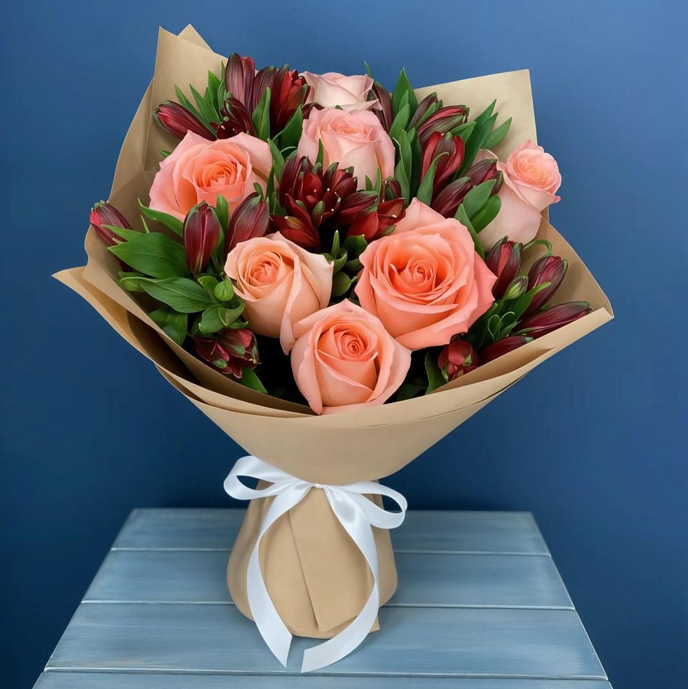 Букет цветов из: Розы и Альстромерии в Пластун