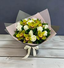 Букет цветов из:  Орхидеи и Розы в Пластун