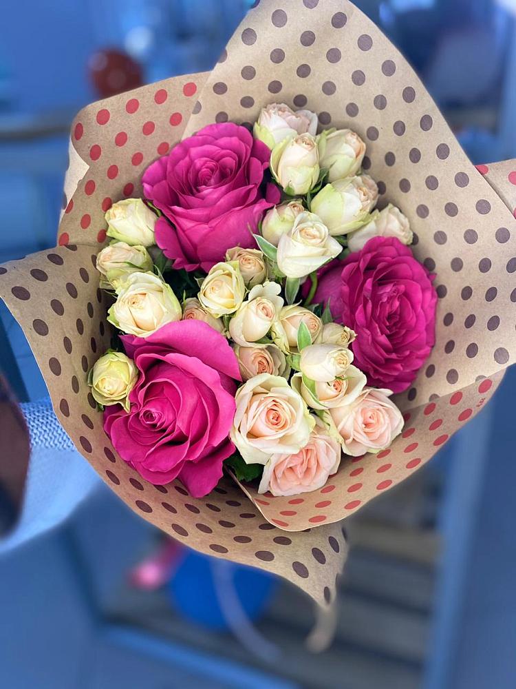 Букет цветов из: Розы в Пластун