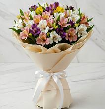 Букет цветов из:  Альстромерии в Пластун
