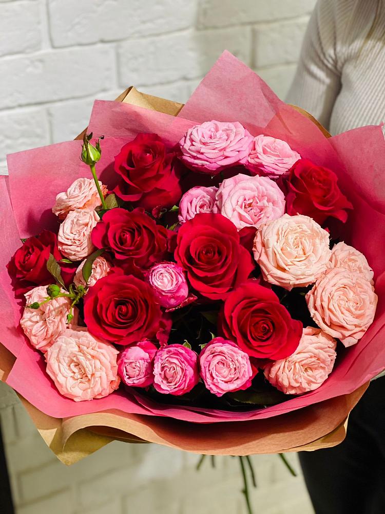 Букет цветов из: Розы в Пластун