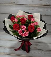 Букет цветов из:  Розы #REPLACE_PRED# Пластун