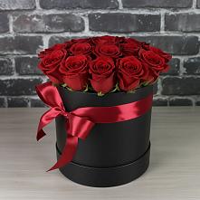 Цветочная композиция из Розы в шляпной коробке в Пластун