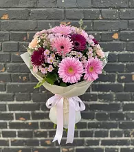 Букет цветов из:  Герберы и Хризантемы в Пластун